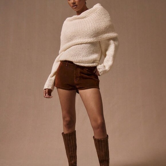 Cream Casual Women's Oversized Foldover Boat Neck Knit Jumper - Picture 4 of 5